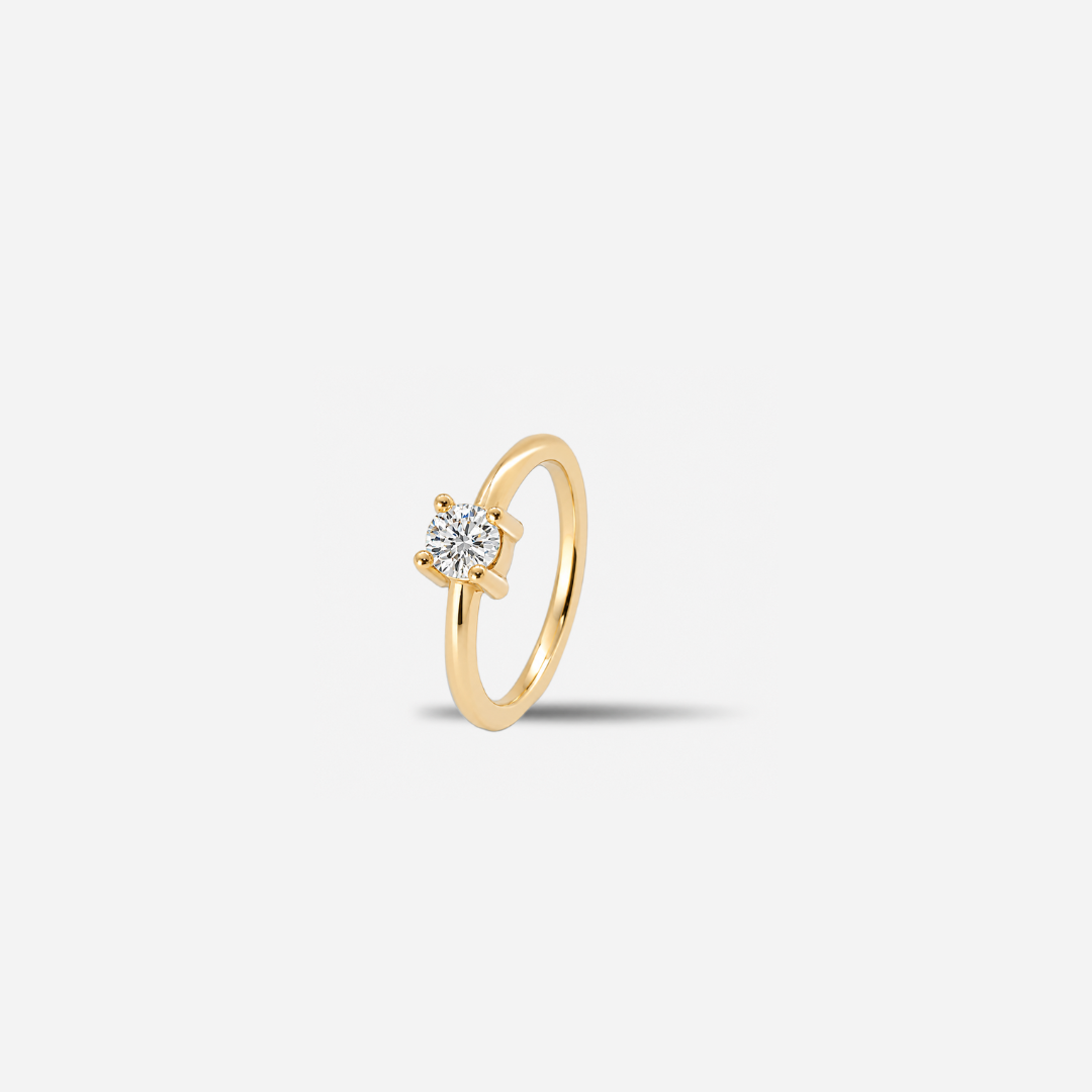 Single Cartilage Moissanite Mini Hoop