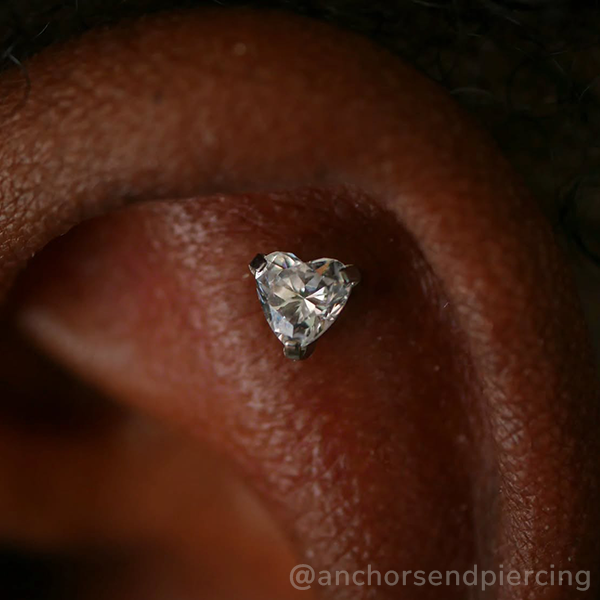 Heart-Shaped Gem End