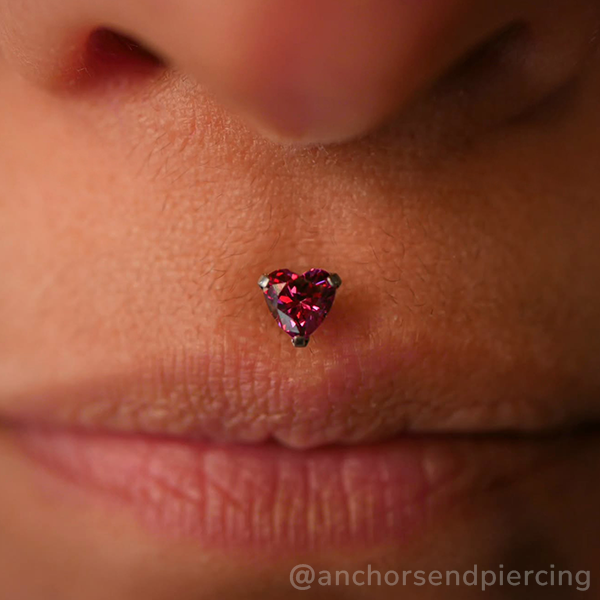 Heart-Shaped Gem End