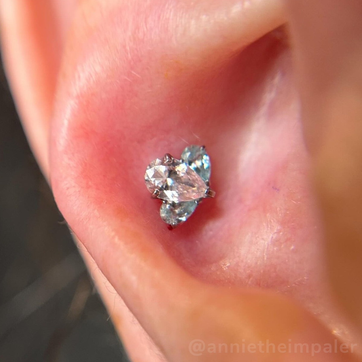 Titanium Pear Cut Gem Fan Clusters - Select Outer Gems