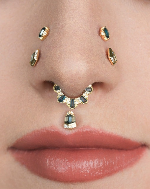 Vera - London Blue Topaz - Threadless End