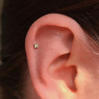 Peridot Prong - Flat Back Stud